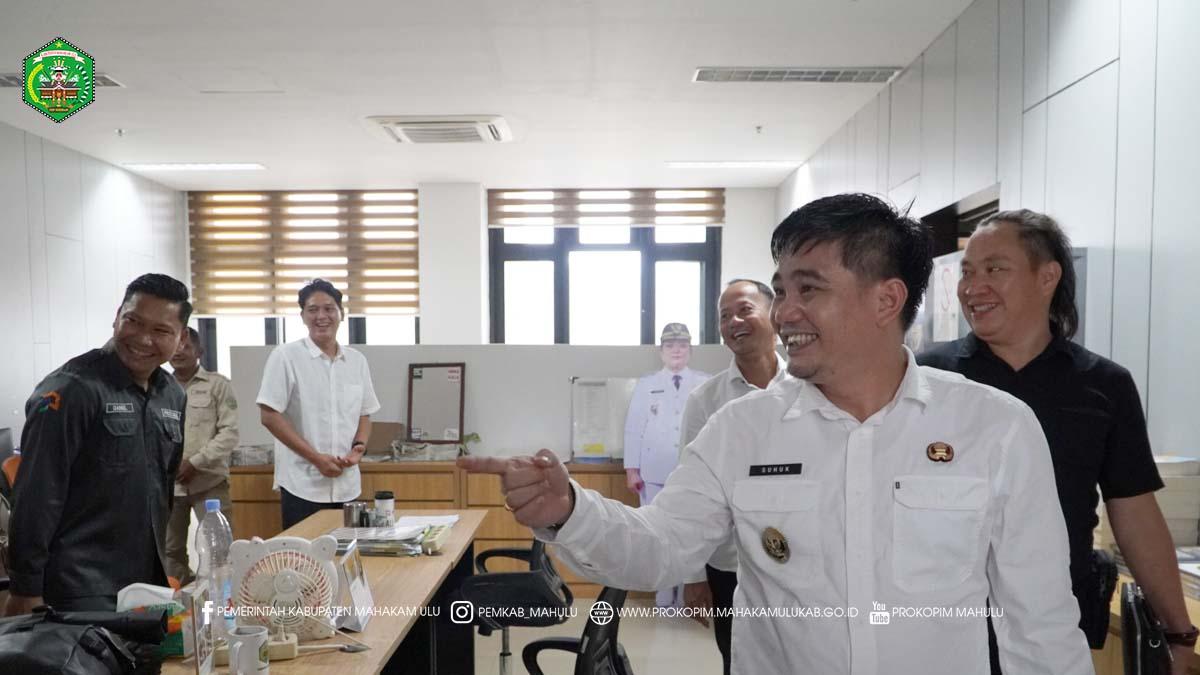 Perkuat Sinergi, Wakil Bupati Mahulu Kunjungi Setiap Bagian Sekretariat Kantor Bupati